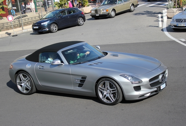 Mercedes-Benz SLS AMG Roadster