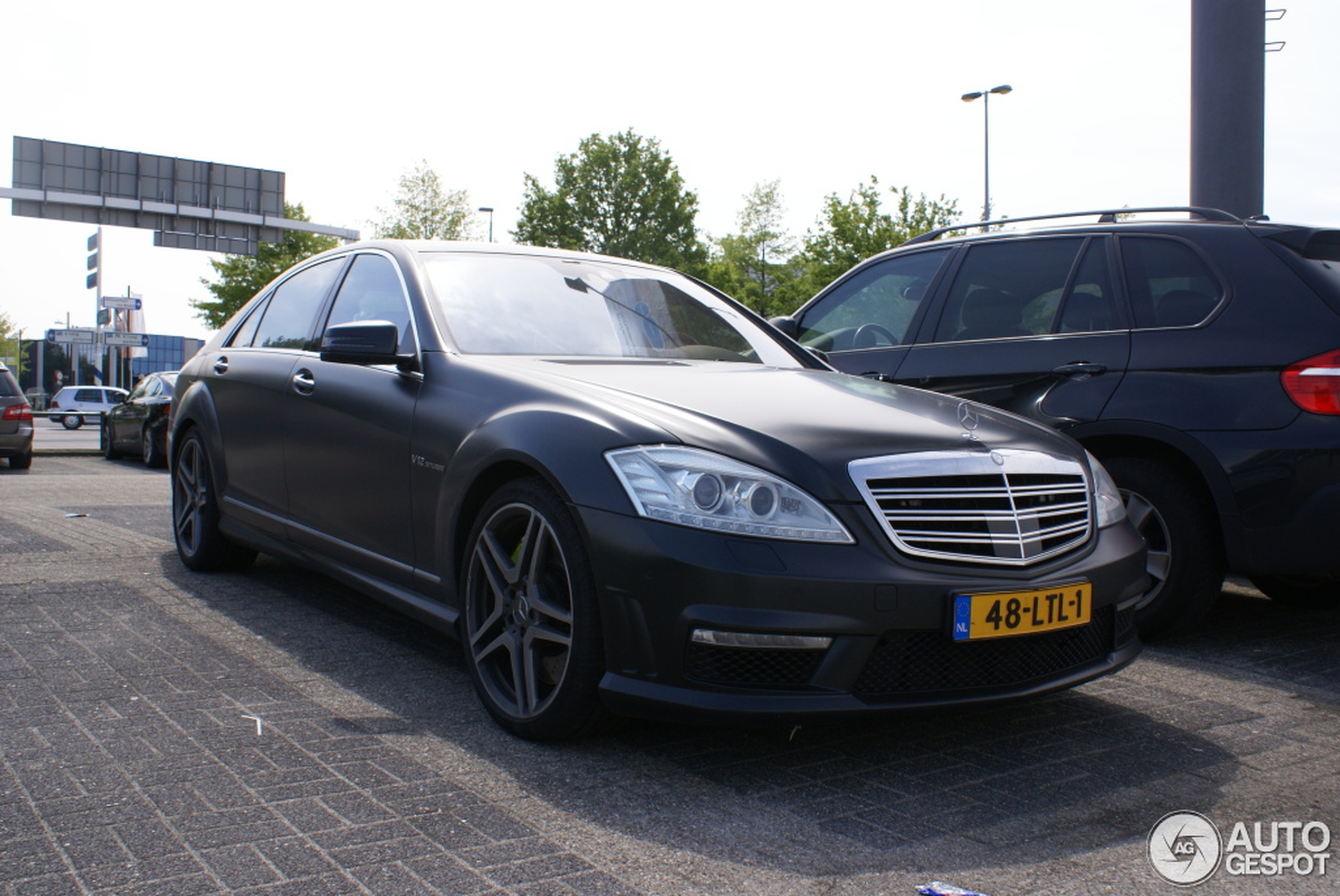 Mercedes-Benz S 65 AMG V221 2010