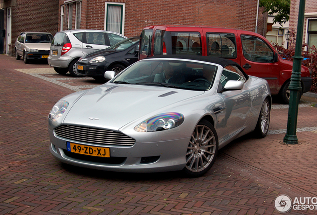 Aston Martin DB9 Volante