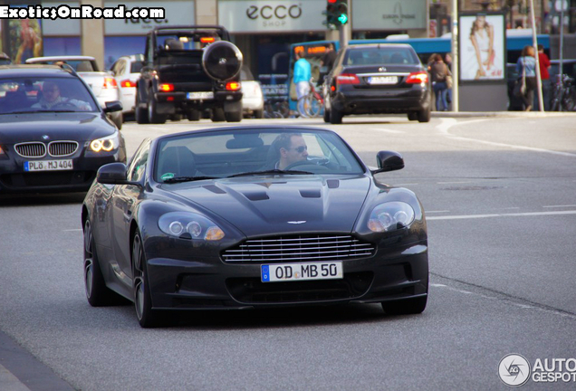 Aston Martin DBS Volante