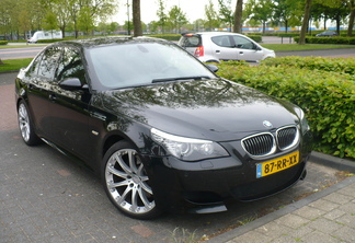 BMW M5 E60 2005