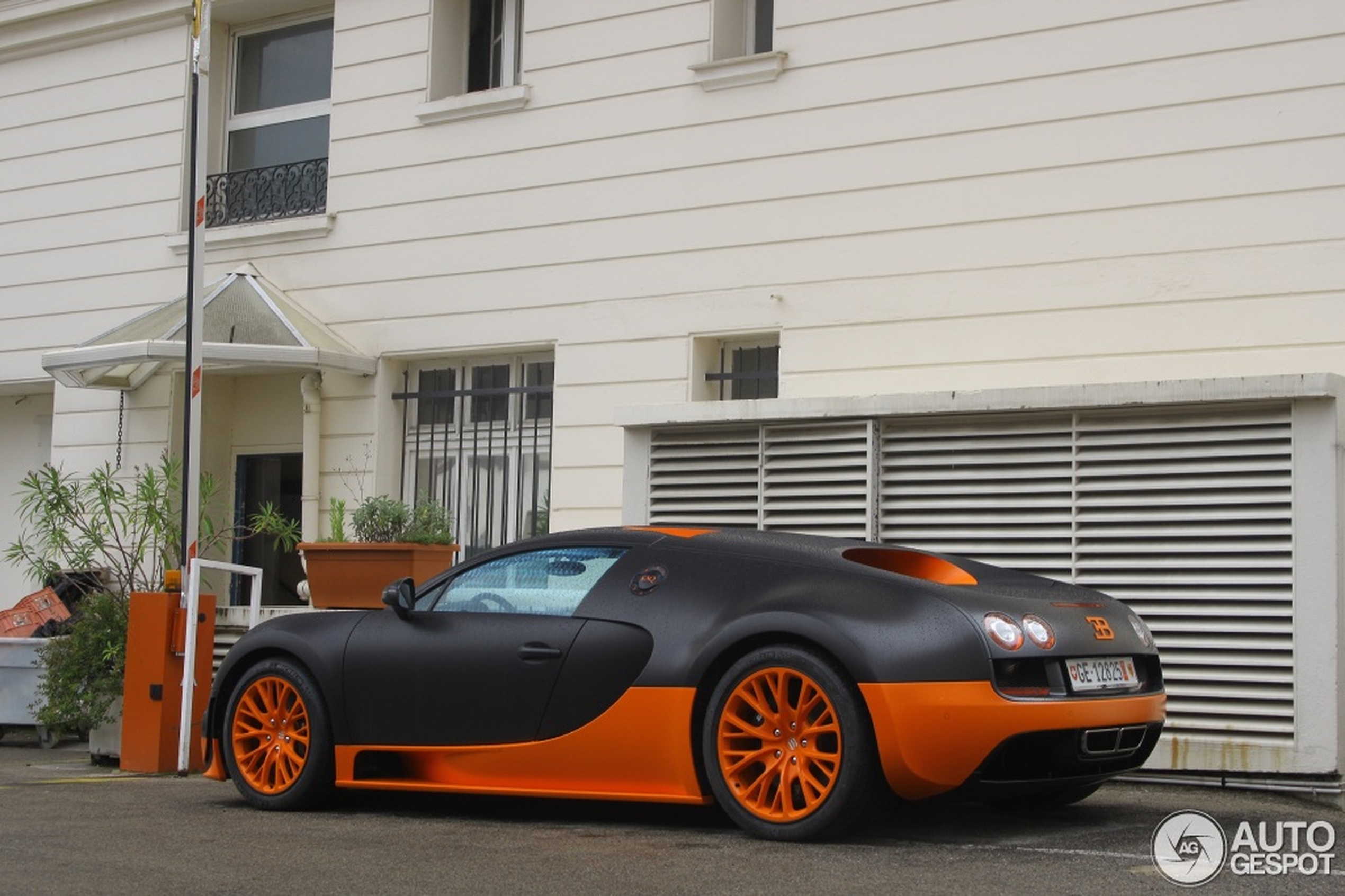 Bugatti Veyron 16.4 Super Sport