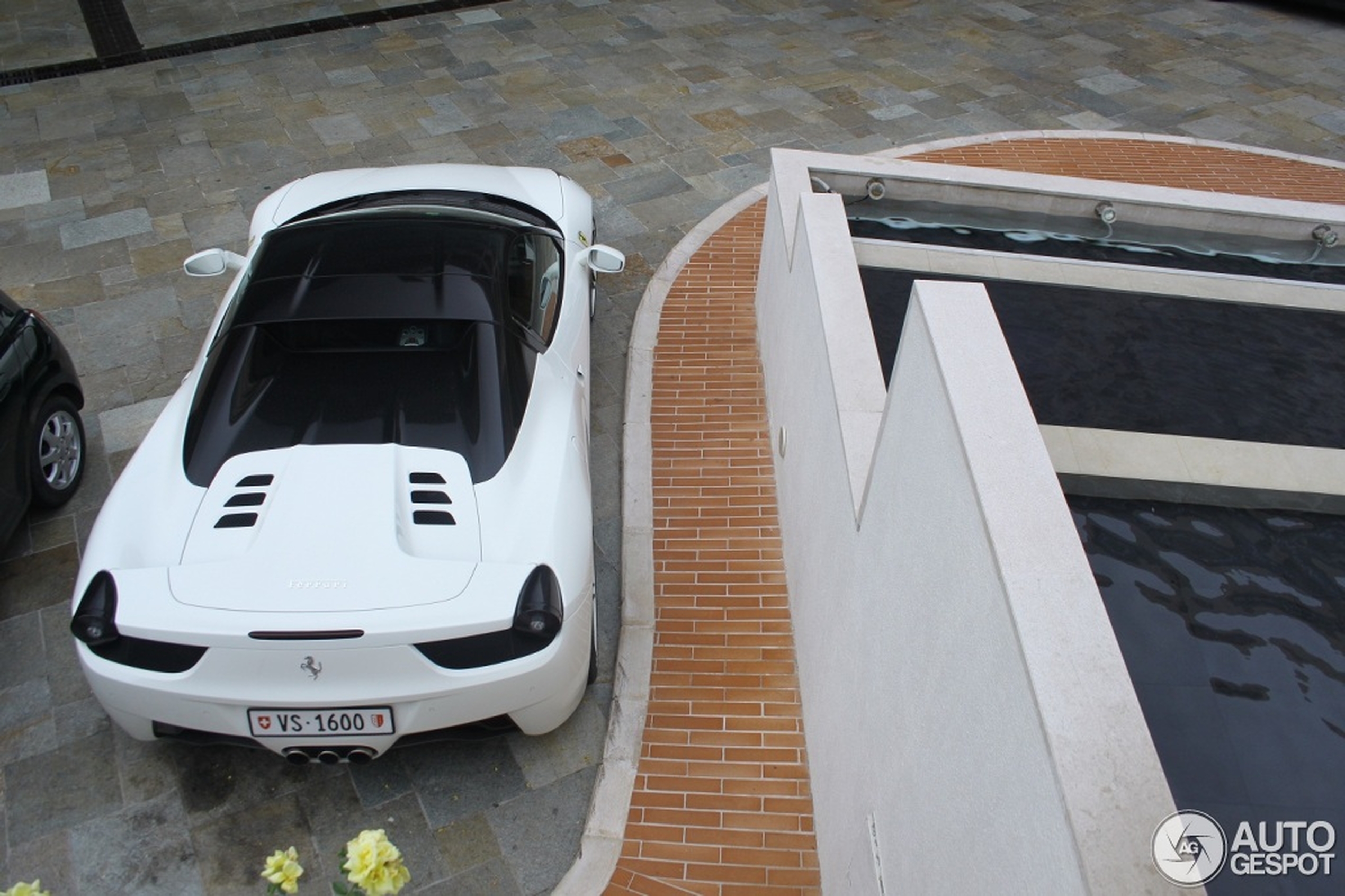 Ferrari 458 Spider Novitec Rosso