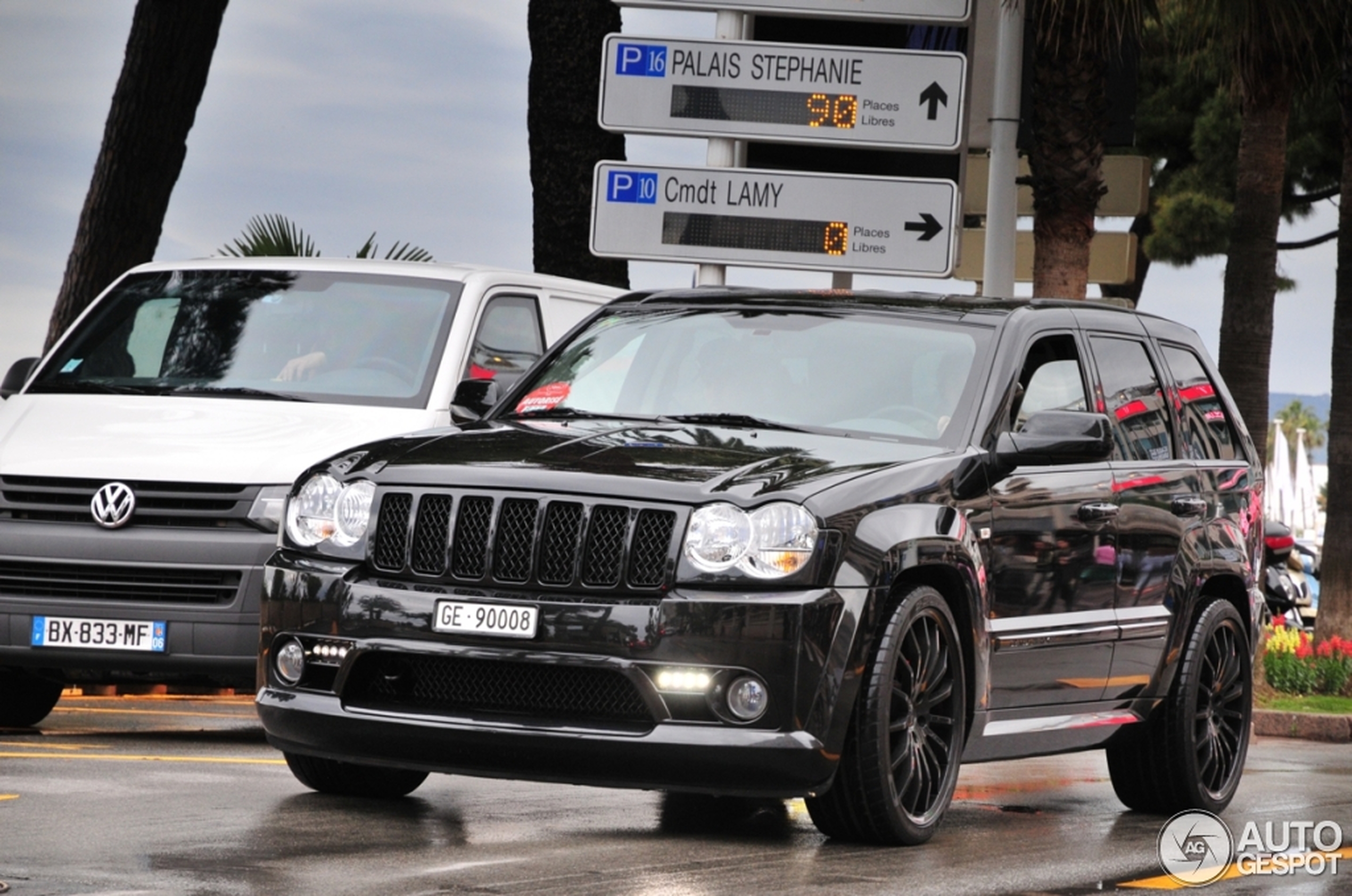 Jeep Grand Cherokee SRT-8 2005