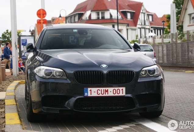 BMW M5 F10 2011