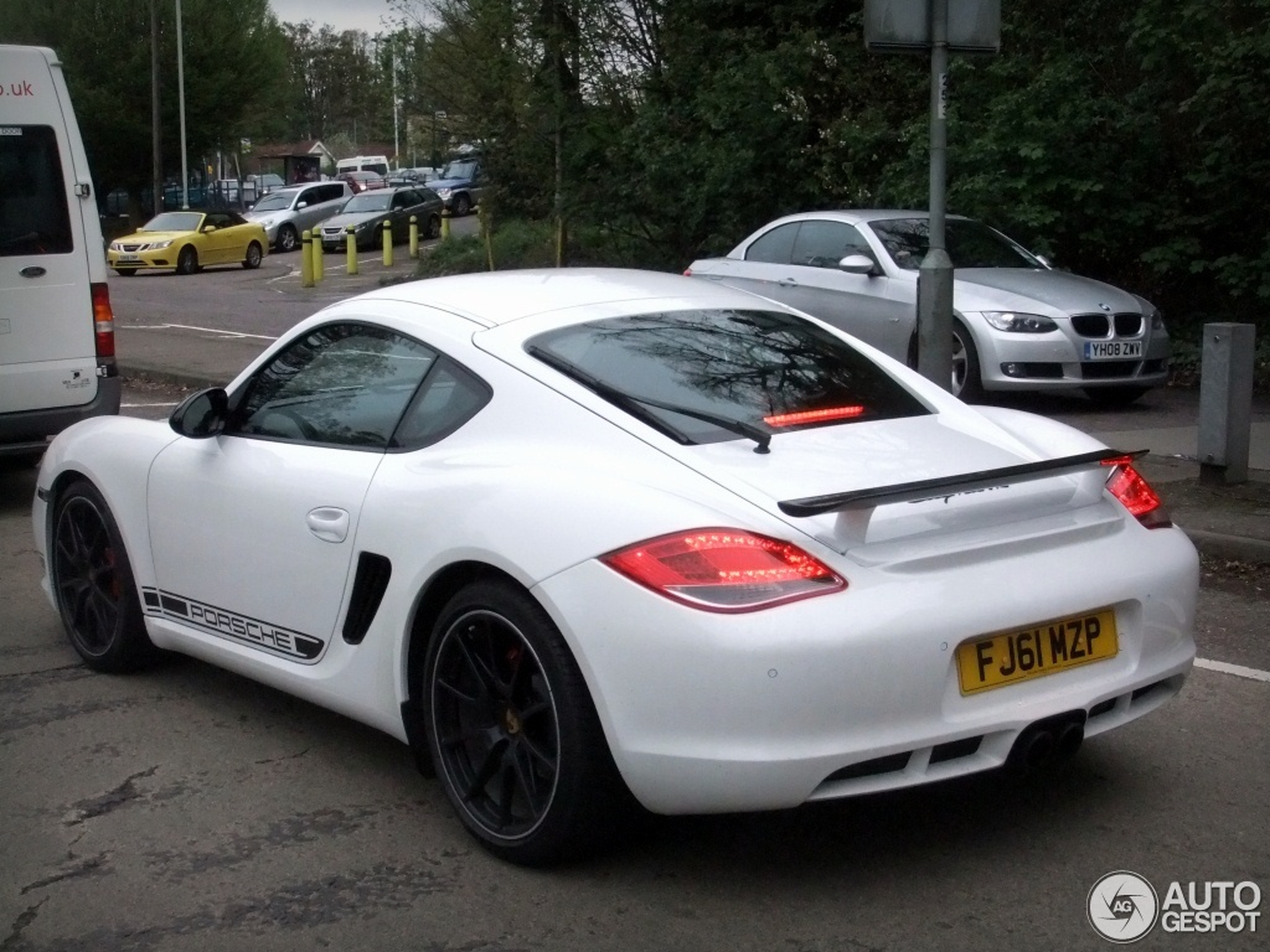 Porsche 987 Cayman R