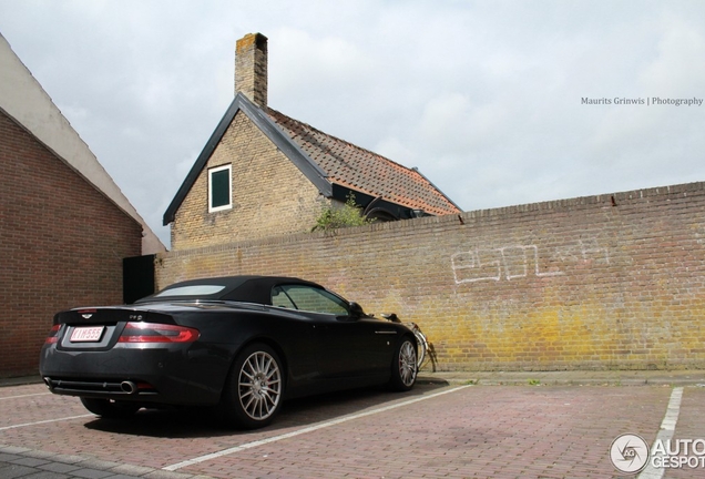 Aston Martin DB9 Volante