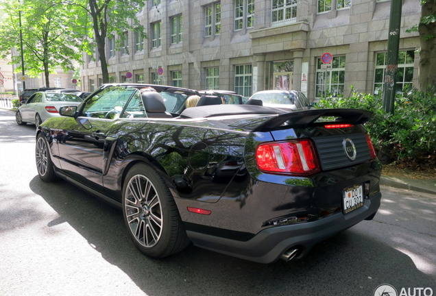 Ford Mustang GT Convertible 2011