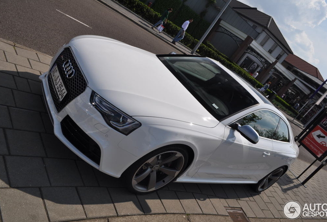 Audi RS5 B8 2012