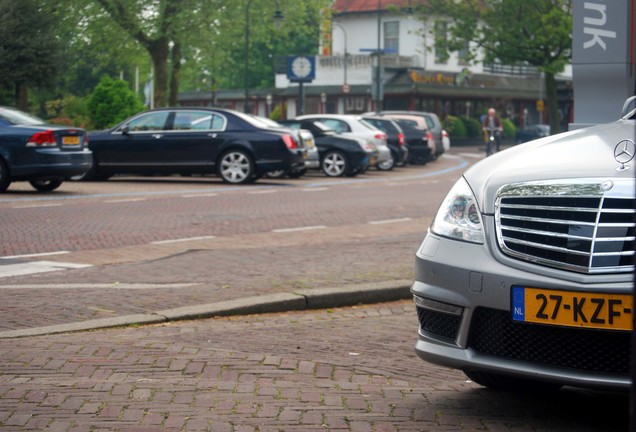 Bentley Continental Flying Spur