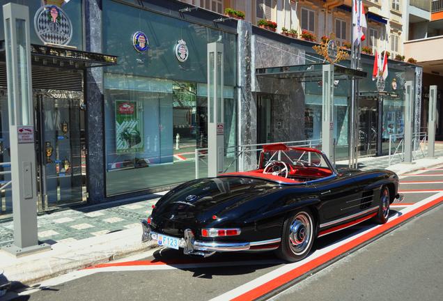 Mercedes-Benz 300SL Roadster