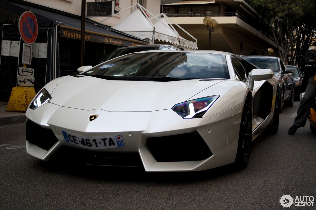 Lamborghini Aventador LP700-4