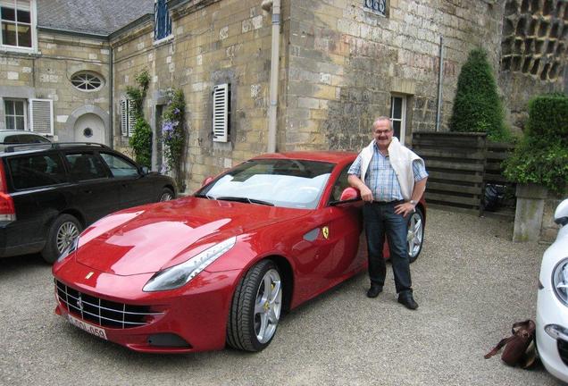 Ferrari FF