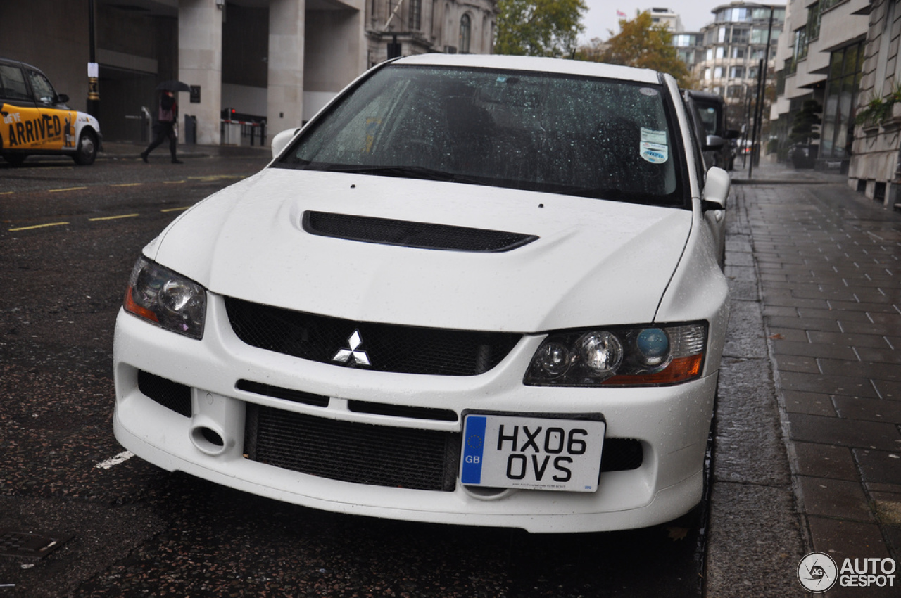 Mitsubishi Lancer Evolution IX