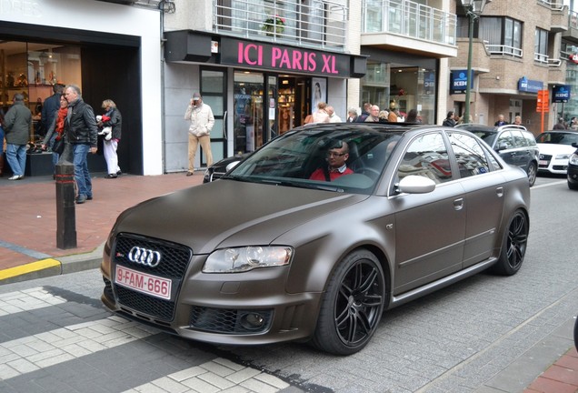 Audi RS4 Sedan