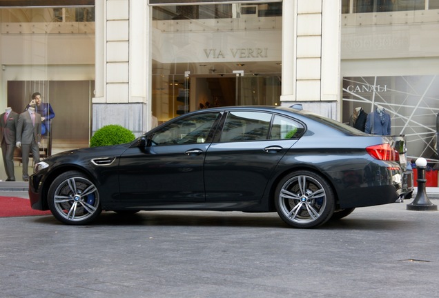 BMW M5 F10 2011