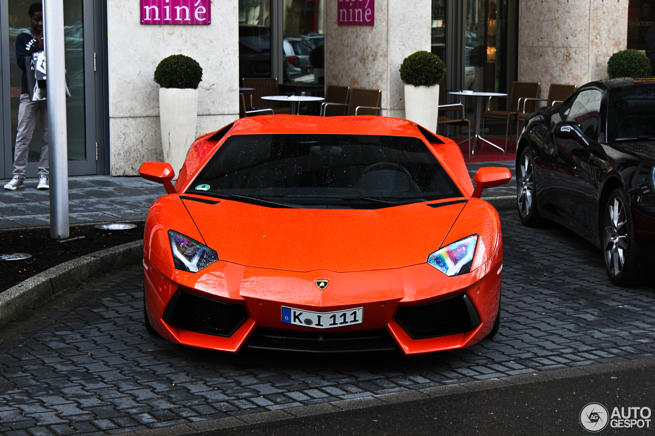 Lamborghini Aventador LP700-4