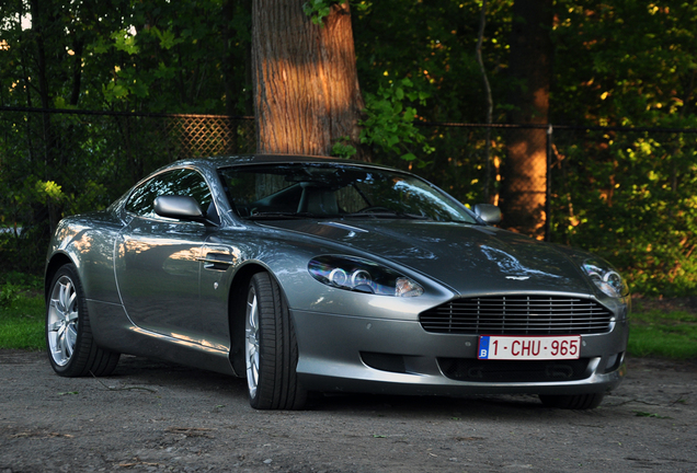 Aston Martin DB9