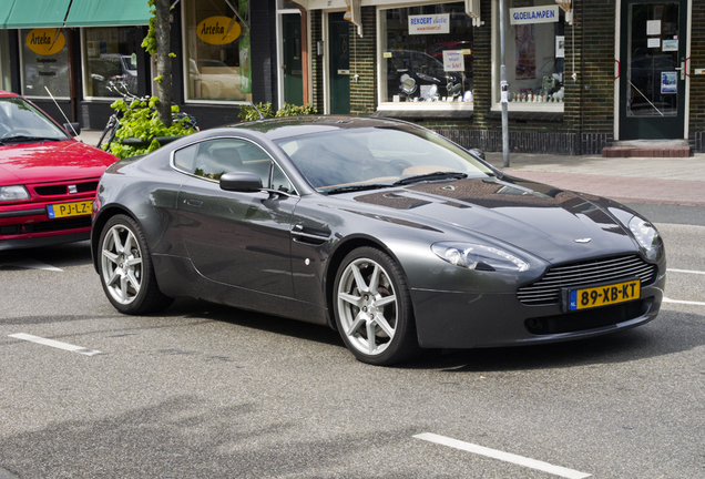 Aston Martin V8 Vantage