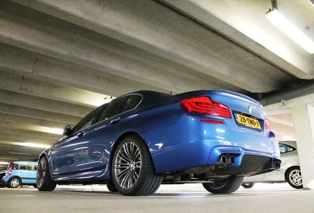 BMW M5 F10 2011