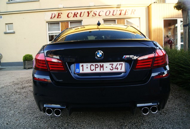 BMW M5 F10 2011