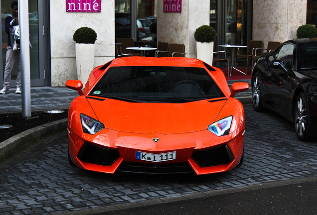 Lamborghini Aventador LP700-4