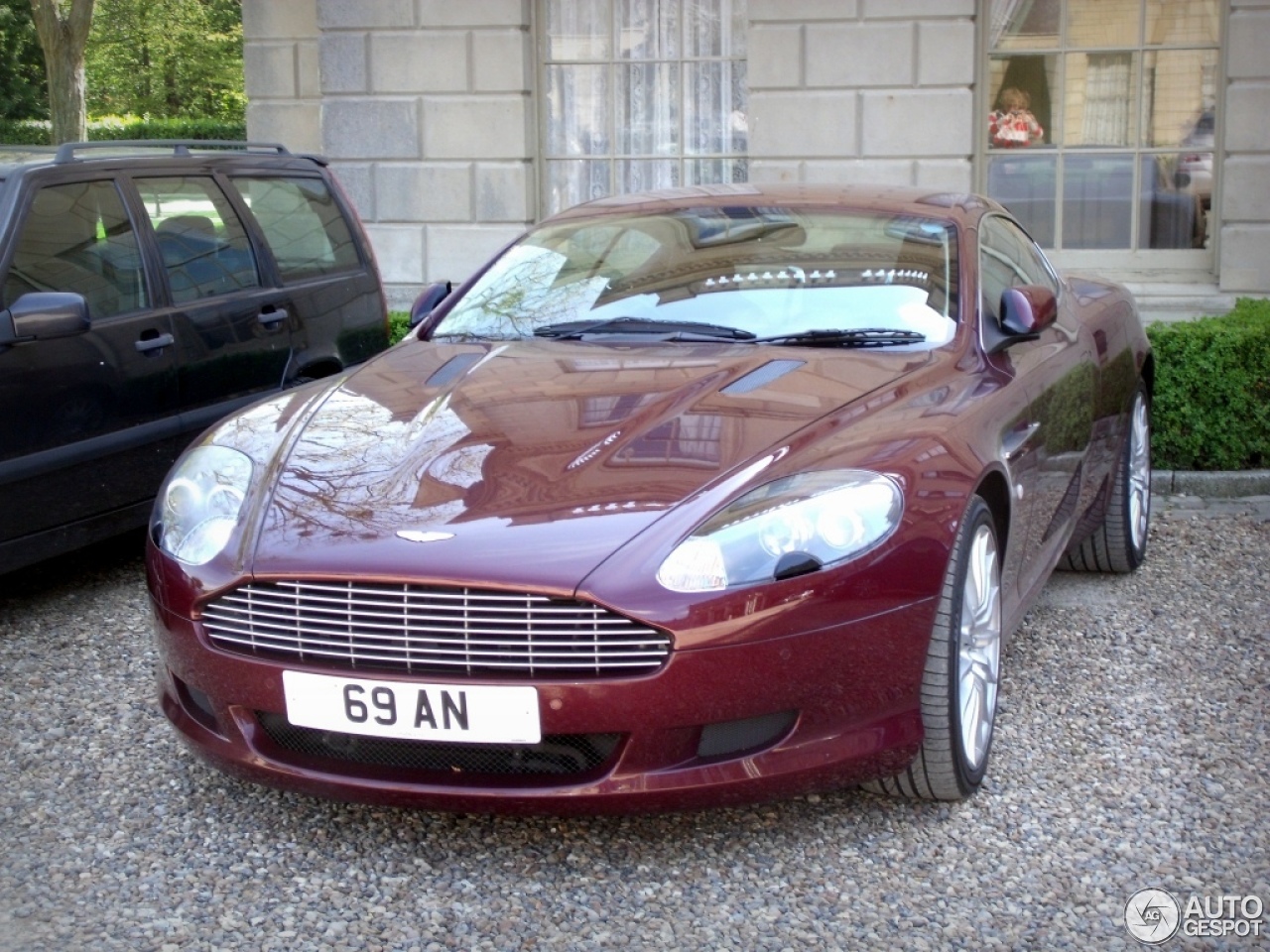 Aston Martin DB9