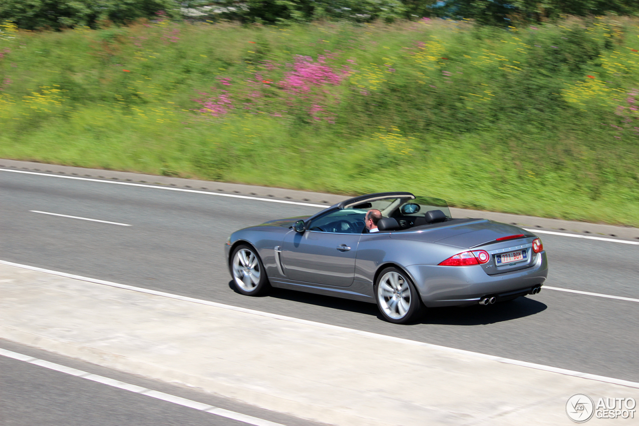 Jaguar XKR Convertible 2006