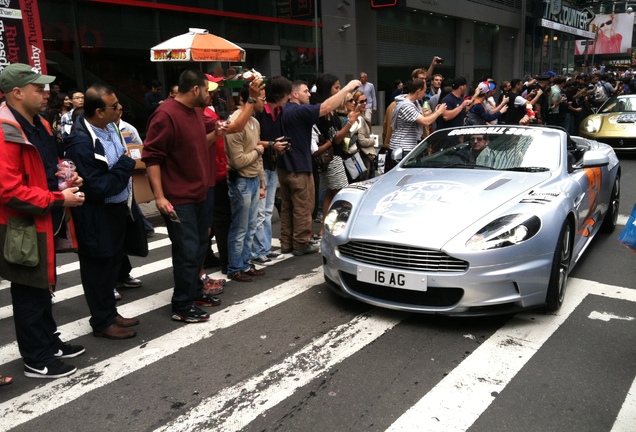 Aston Martin DBS Volante