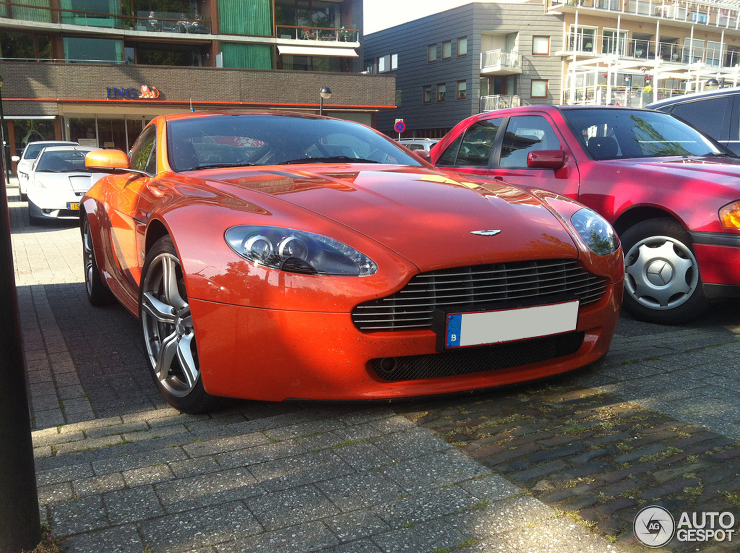 Aston Martin V8 Vantage N400