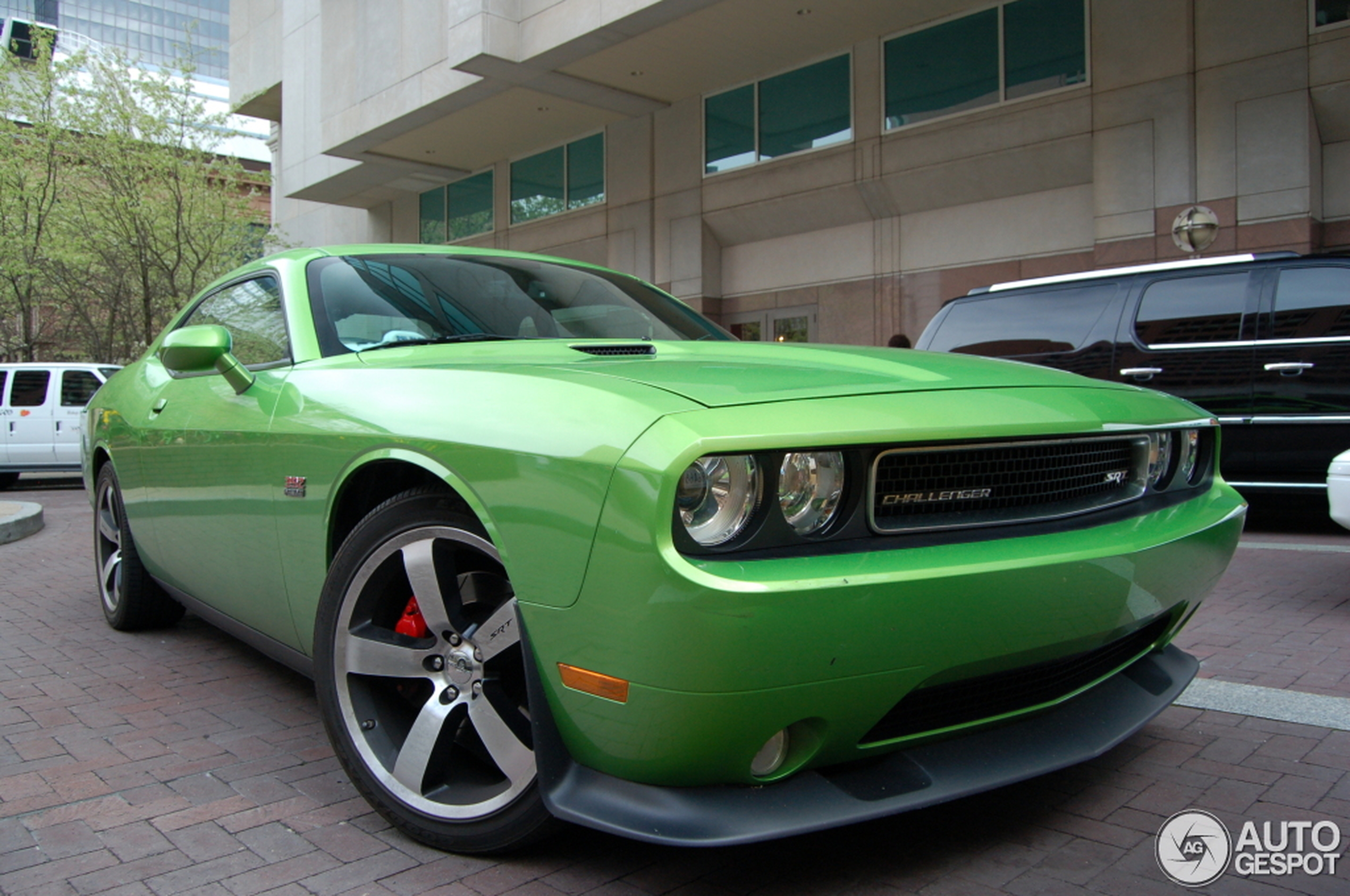 Dodge Challenger SRT-8 392