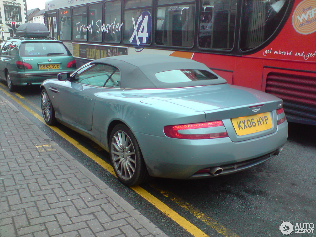 Aston Martin DB9 Volante