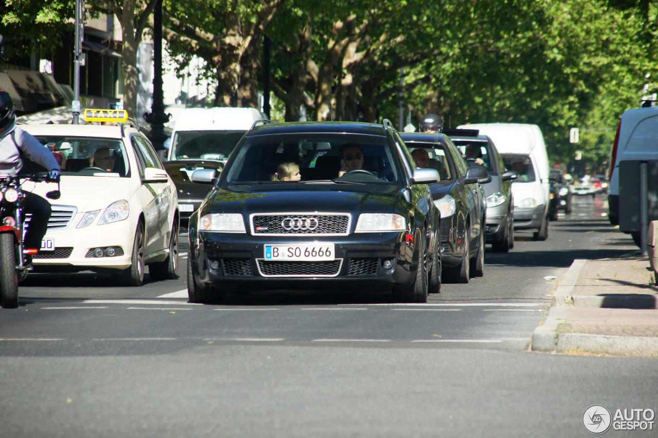 Audi RS6 Avant C5