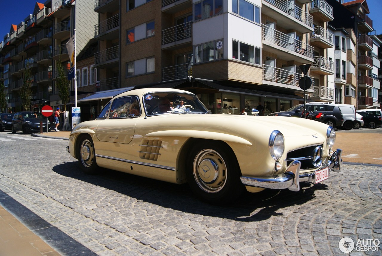 Mercedes-Benz 300SL Gullwing