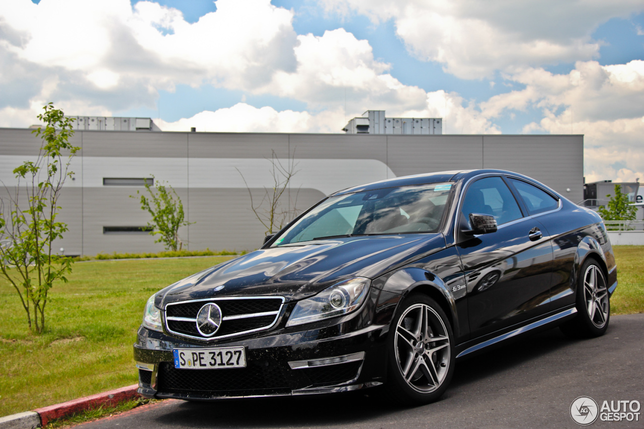 Mercedes-Benz C 63 AMG Coupé