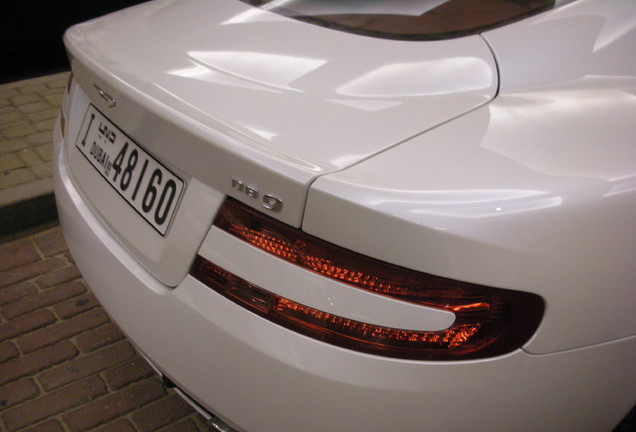 Aston Martin DB9