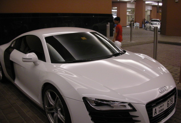 Audi R8