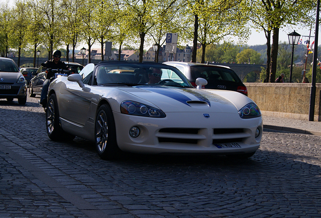 Dodge Viper SRT-10 Roadster Commemorative Edition