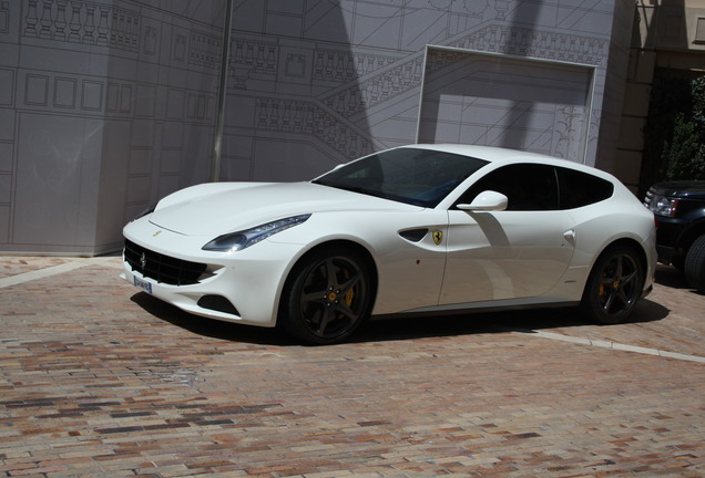 Ferrari FF