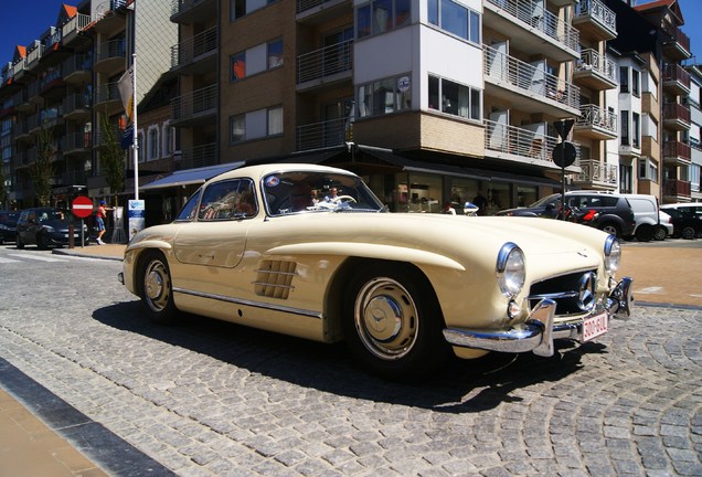 Mercedes-Benz 300SL Gullwing