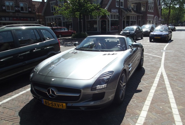 Mercedes-Benz SLS AMG Roadster