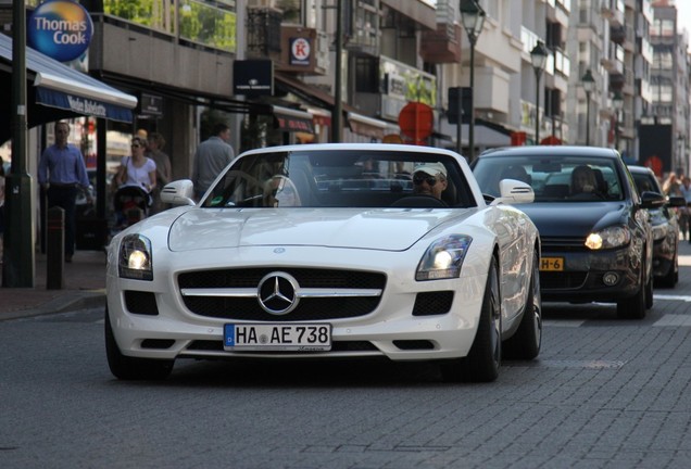 Mercedes-Benz SLS AMG Roadster