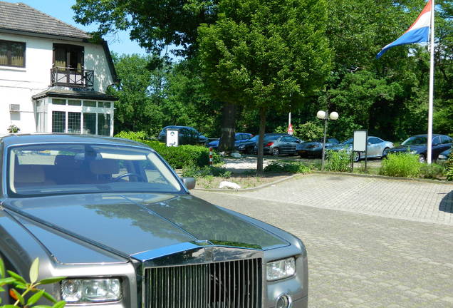 Rolls-Royce Phantom EWB