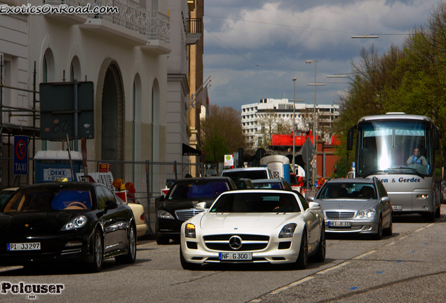 Mercedes-Benz SLS AMG Roadster