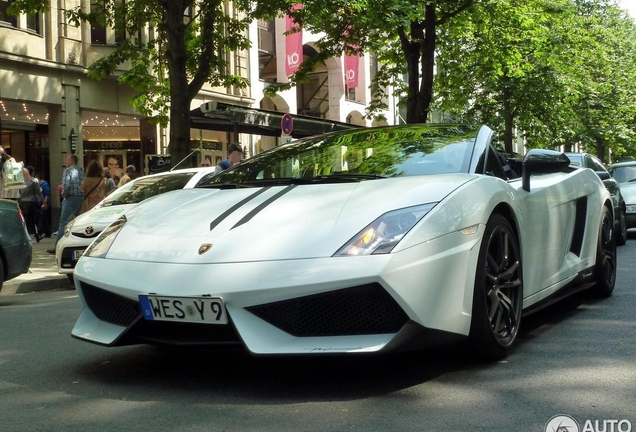 Lamborghini Gallardo LP570-4 Spyder Performante