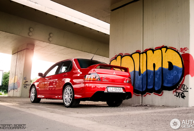 Mitsubishi Lancer Evolution IX