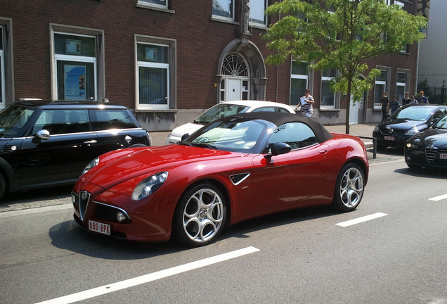 Alfa Romeo 8C Spider