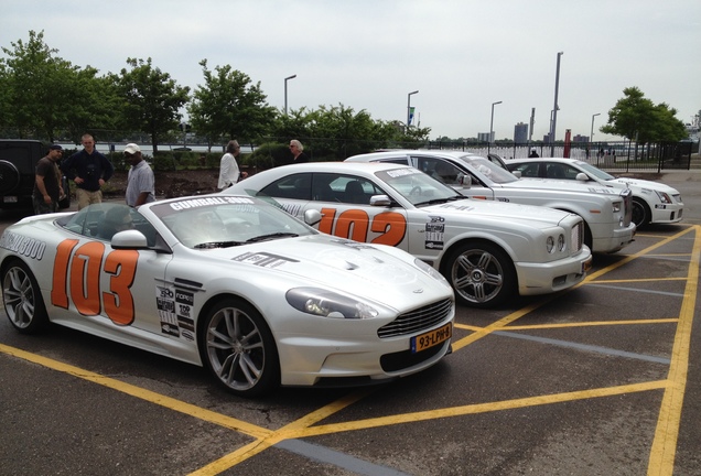 Aston Martin DBS Volante