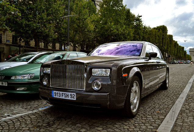 Rolls-Royce Phantom EWB