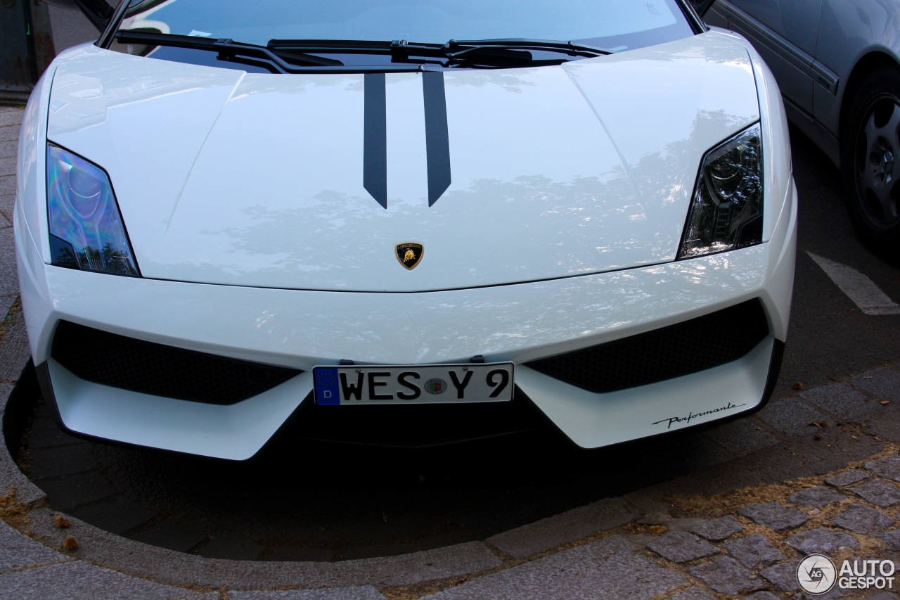 Lamborghini Gallardo LP570-4 Spyder Performante